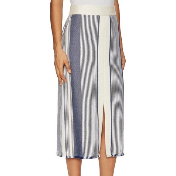 70% OFF EUC Lafayette 148 blue and cream stripe raw hem skirt Size 2 MSRP $495